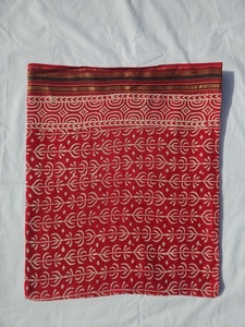 Paréo Sarong en Coton Imprimé à la Main de Qualité Supérieure, Écharpe Florale, Stole et Dupatta Doux, Légers et Écologiques pour la Plage - Product Image 6