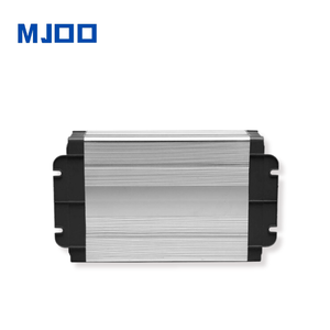 Convertisseur d'énergie solaire MJOO 700w <span class=keywords><strong>PRO</strong></span> Series à onde sinusoïdale pure, convertisseur DC-AC, protection complète pour les véhicules solaires et l'utilisation domestique - Product Image 1