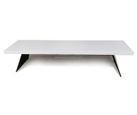 Banc d'extérieur avec base en métal et plateau en béton, stable, banc rectangulaire en béton avec patins réglables