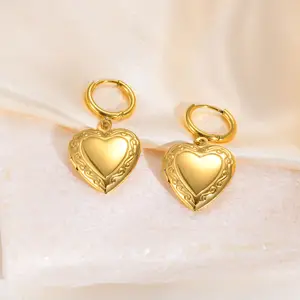 2023 Vintage Stainless Steel Love Heart Memory Photo Custom Earrings Openable Heart Shaped Locket Pendant Drop Earring