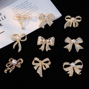 Broches en perles électroplaquées japonaises 2026, très tendance, pour femmes, cadeau de luxe, <span class=keywords><strong>bijoux</strong></span> pour la fête <span class=keywords><strong>des</strong></span> mères - Product Image 2