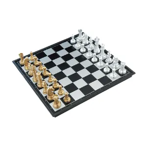 S043 클래식 가족 어린이 플라스틱 체커 체스 보드 접이식 국제 체스 세트 미니 휴대용 여행 체스