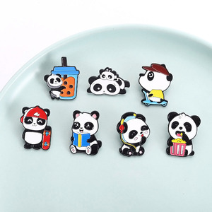 在庫あり 格安 漫画パンダバッジ 卸売 可愛い動物 メタル染色 エナメル ラペルピンセット - Product Image 6