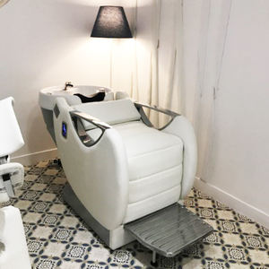 Chaise de shampooing professionnelle pour salon de coiffure et spa avec lavabo en céramique électrique, dossier et repose-pieds réglables, design moderne - Product Image 3