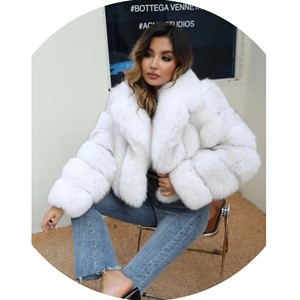 Manteau court en fourrure de renard pour <span class=keywords><strong>femme</strong></span>, chaud, couleur personnalisée, <span class=keywords><strong>taille</strong></span> personnalisée, grand col en fourrure - Product Image 4