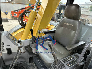Excavatrice sur chenilles Komatsu PC75-8 d'occasion, peinture d'origine, 7,5 tonnes, bon état, à vendre - Product Image 5