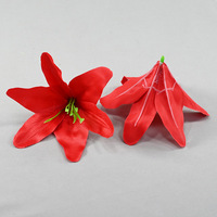 Têtes de fleurs artificielles modernes en soie faites à la main, motif lys tigre, pour décoration d'arche de mariage, couronne de Saint-Valentin et de Noël
