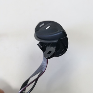 Interrupteur de régulateur de vitesse au <span class=keywords><strong>volant</strong></span> de haute qualité le plus vendu F87A9D809BA pour Ford - Product Image 3