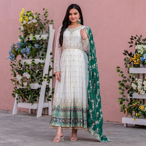 Conjunto de Vestido Anarkali Floral de Georgette Sintética Pesada con Bordado, Sharara y Dupatta, Sin Arrugas, para Fiesta de Boda, Atuendo de Mujer - Product Image 1