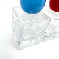 Flacon de parfum vide carré en verre super flint CMC-beauty FEA15 50ml avec sertissage par estampage à chaud et diffuseur à bâtonnets