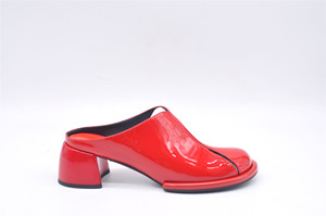 2025 vendita calda tacchi medi sandali da <span class=keywords><strong>donna</strong></span> estate nuovi muli pantofole per le signore di alta qualità punta tonda Slip-On <span class=keywords><strong>argento</strong></span> <span class=keywords><strong>scarpe</strong></span> - Product Image 3