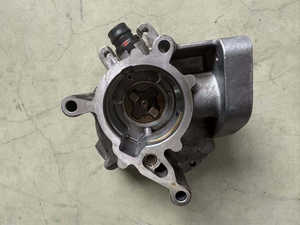 06K145100CC 06K145100AE Système de freinage moteur d'origine d'occasion, pièces de moteur en gros, pompe à vide démontée pour <span class=keywords><strong>Audi</strong></span> <span class=keywords><strong>A6</strong></span> 2015-<span class=keywords><strong>2020</strong></span> - Product Image 2