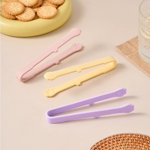 Mini pinzas de silicona para alimentos, tipo arco, sin BPA, resistentes al calor, para asar carne a la parrilla, comida para bebés, aperitivos creativos - Product Image 5