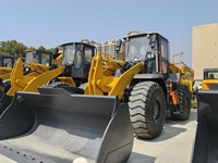 China 5,5 Tonnen Frontlader 855T 170kW Radlader Mittelklasse-Lader mit Kehrbesen und Steinschaufel zum Verkauf