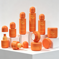 Flacons cosmétiques en verre givré rose de luxe sur mesure avec pompe pour huile corporelle et lotions corporelles
