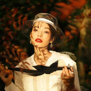 Sombreros <span class=keywords><strong>de</strong></span> cubo transparentes <span class=keywords><strong>para</strong></span> <span class=keywords><strong>mujer</strong></span>, <span class=keywords><strong>gorros</strong></span> <span class=keywords><strong>de</strong></span> PVC <span class=keywords><strong>para</strong></span> chica, visera <span class=keywords><strong>de</strong></span> Sol <span class=keywords><strong>para</strong></span> playa, impermeable, ala ancha <span class=keywords><strong>de</strong></span> plástico - Product Image 2