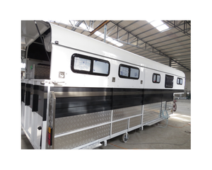 HERUI Luxe Triple-Cheval Col De Cygne En Aluminium Horsebox Aérodynamique Tack Stockage DOT Certification Equine Transport Solution 2 - Product Image 1