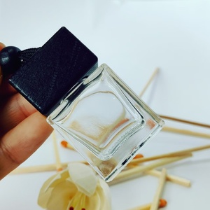 <strong>Car</strong> <strong>Diffuser</strong> <strong>Refill</strong> Bottle with Built-in Seal Cap - 10ml Crystal Clear Flat Square Style - Product Image 4