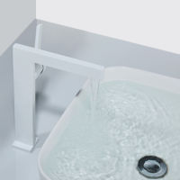 Robinet de lavabo de salle de bain de luxe à monter sur comptoir, multifonctionnel, monotrou, monocommande, eau froide et chaude, vente en gros