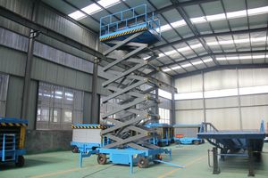 Elevador de tijera personalizable de fábrica de 300kg y 6000m, certificación CE, elevador de tijera autopropulsado, plataforma de trabajo elevadora de tijera - Product Image 3