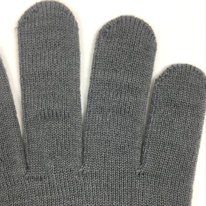 Gants à écran tactile en laine mérinos à tricoter à la main - Product Image 4