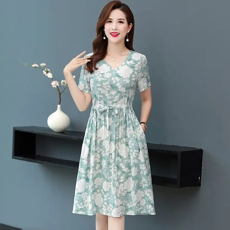 Fashion printed V-neck, short sleeves korean dress knee-length maxi elegant casual dresses waist and slim flower girls' dresses