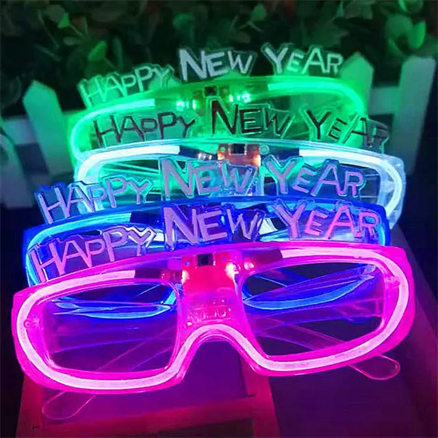 2024 नए साल का चश्मा एलईडी नंबर चश्मा नए साल की पूर्व संध्या पार्टी सजावट प्रॉप्स आपूर्ति के लिए अंधेरे में चमकने वाला चश्मा