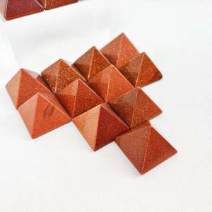 Pyramide de cristal de <span class=keywords><strong>sable</strong></span> d'or d'énergie de guérison polie de vente chaude pour la méditation d'énergie positive - Product Image 2