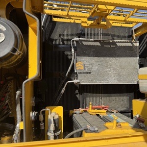 Excavatrice sur chenilles Komatsu PC160LC d'occasion, haute efficacité, d'origine japonaise, modèle 2022, 16 tonnes, godet de 0,75 m³, certifiée, à vendre - Product Image 6