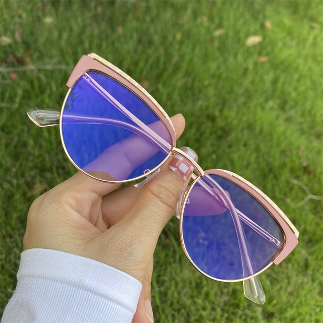 Photochromic Glasses Lunettes Photogray Antireflet Bleu Cat Eye Red pink Gold Eyebrow Optical Eye Sun Glasses for Woman Luxury