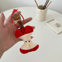 Vente directe usine : Porte-clés en peluche mignons et originaux en forme de noyau de pomme, pendentifs de sac à dos, jouets doux créatifs pour enfants, cadeaux