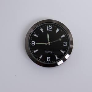 2022 mode accessoires Auto personnalisé votre logo <span class=keywords><strong>de</strong></span> luxe mini <span class=keywords><strong>tableau</strong></span> <span class=keywords><strong>de</strong></span> <span class=keywords><strong>bord</strong></span> <span class=keywords><strong>de</strong></span> <span class=keywords><strong>voiture</strong></span> <span class=keywords><strong>horloge</strong></span> numérique <span class=keywords><strong>pour</strong></span> <span class=keywords><strong>voiture</strong></span> VAN mpv - Product Image 2
