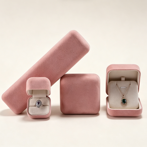 Caja de Almacenamiento de Joyas de Microfibra Rosa de Lujo, Estuche para Anillos, Colgantes y Brazaletes, para Regalos de Propuesta y Boda - Product Image 4