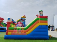 Château gonflable d'aventure super cartoon pour enfants avec gardiens champignons et toboggan pour fêtes d'anniversaire
