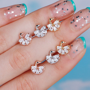 Tùy chỉnh thiết kế 18K vàng mạ OL động vật Sao Bông tai titan thép không gây dị ứng không thấm nước piercing đồ trang sức thời trang đinh tán - Product Image 5