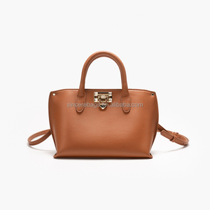 Bolso de Hombro Casual para Mujer, Gran Capacidad, Cierre de Broches, Colección Otoño Invierno 2025, Correa de Cadena, Cuero PU Genuino - Product Image 1