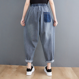 Vente en gros <span class=keywords><strong>2023</strong></span> jeans à rayures verticales femmes été ample grande taille élastique cordon Capris décontracté maigre Harlan <span class=keywords><strong>jean</strong></span> - Product Image 3