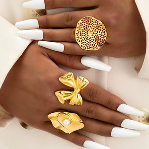 2025 Nueva joyería exagerada para mujer impermeable chapado en oro gran Bowknot mejillón imitación perla Lotus diseñador anillos abiertos - Product Image 6