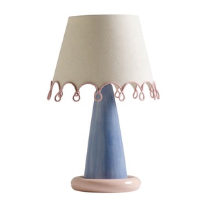 <span class=keywords><strong>Lampada</strong></span> da Tavolo Stile Crema Pastello LOOP con Blocchi di Colore, Luce d'Ambiente Carina e Femminile in Stile Nordico per Comodino - Product Image 1