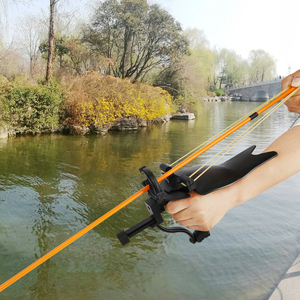 プロのフィッシュシューターナイロンボウスタンドスリングショットハンドガードとアロースタンド屋外ハンティングシューティング強力なスリングショット - Product Image 4