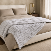 Plaid en fausse fourrure 3D jacquard zigzag écologique gris argenté 500 g/m² épais pour lits Queen Size