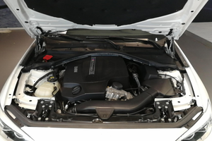 Cubierta de motor de carbono seco 3K Twill M2 F87 cubierta de capó de motor de coche para <span class=keywords><strong>BMW</strong></span> M2 M135i M235i <span class=keywords><strong>M335i</strong></span> N55 3,0 T - Product Image 2