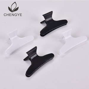 กิ๊บติดผมรูปผีเสื้อเล็ก Chengye ขนาด 6x3.5 ซม. สีดำและสีขาว กิ๊บพลาสติกแบบปากเป็ด สำหรับจัดแต่งทรงผม - Product Image 1