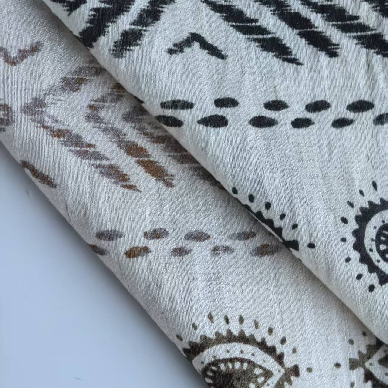 Lightweight Printed Woven Poplin Slub Bamboo Texture Rayon/Nylon/Linen Blend Fashion Fabric for Women's Dresses Shirts