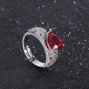 Anillos de Lágrima de Cobre Ecológico de Alta Calidad al por Mayor de Fábrica, con Zirconia de Vidrio Roja y Azul de 8mm, Resistentes al Agua y al Deslustre - Product Image 4