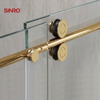 Cabine de douche carrée moderne sans cadre haut de gamme pour suite d'hôtel, avec porte coulissante simple en verre trempé lisse