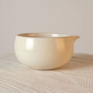 Japanese Style Handmade Classic Design <b>Tea</b> Bowl Whisk Chasen <b>Stand</b> Holder Ceramic Matcha Bowls With Pouring Spout - Product Image 1