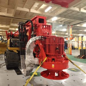 <span class=keywords><strong>155</strong></span> <span class=keywords><strong>kN</strong></span>. M Par de salida nominal 48Ton Plataforma de perforación rotativa SR155C10 para la venta - Product Image 5
