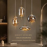 Lampe suspendue de chevet de style nordique, design luxueux, idéale pour Instagram, suspension longue, verre ciel étoilé, éclairage tricolore pour