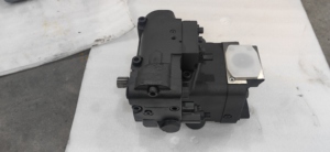 มอเตอร์ไฮดรอลิกแบบลูกสูบ รุ่น PVG ซีรีส์ PVG 100 F1UV RGFK P NNN L048NN 1148 ปั๊มไฮดรอลิกสำหรับรถแทรกเตอร์นิวฮอลแลนด์ - Product Image 2